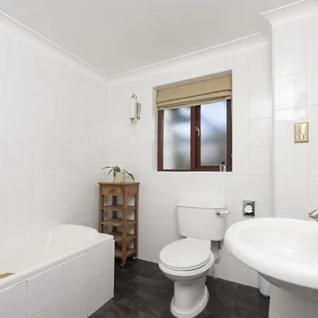 13, Hustyns, Nr Wadebridge